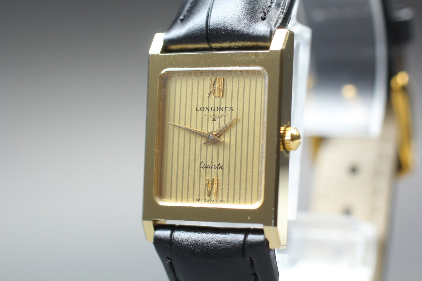 Near MINT Longines 960 6340 20mm Quartz Gold Roman Dial Tank Women's Vintage