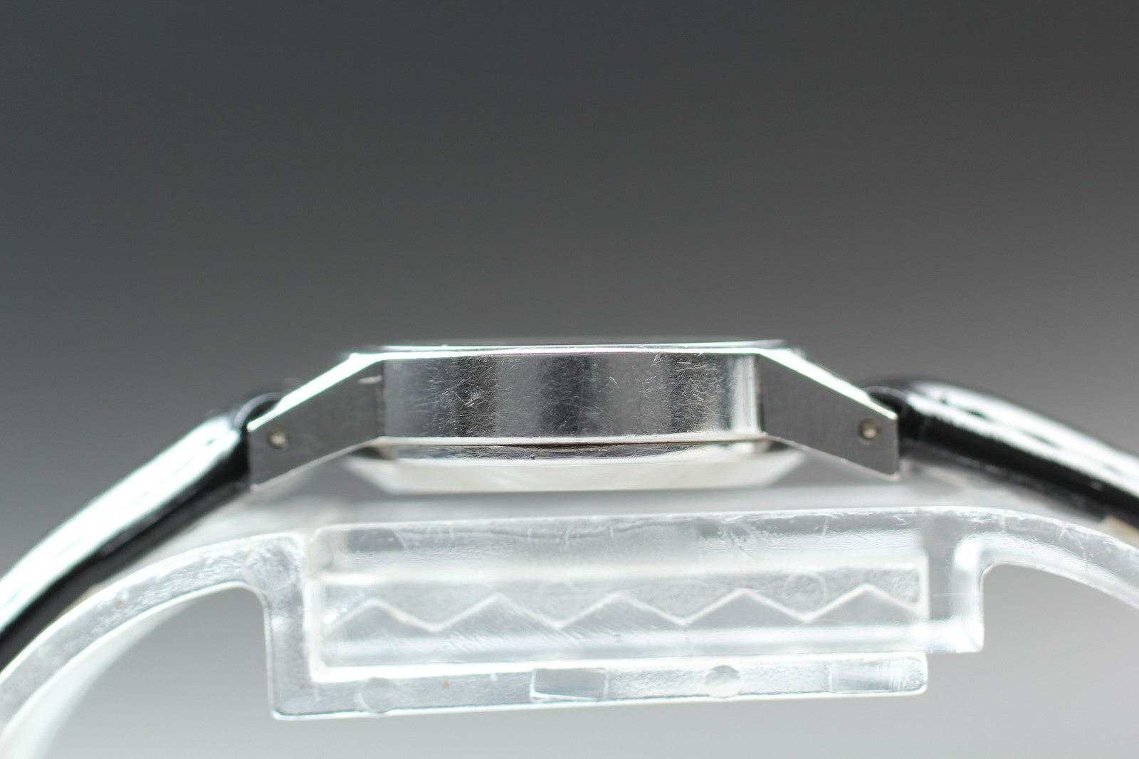 1972 Near MINT OMEGA De Ville 20mm 511.0371 Manual White Roman Women's Vintage