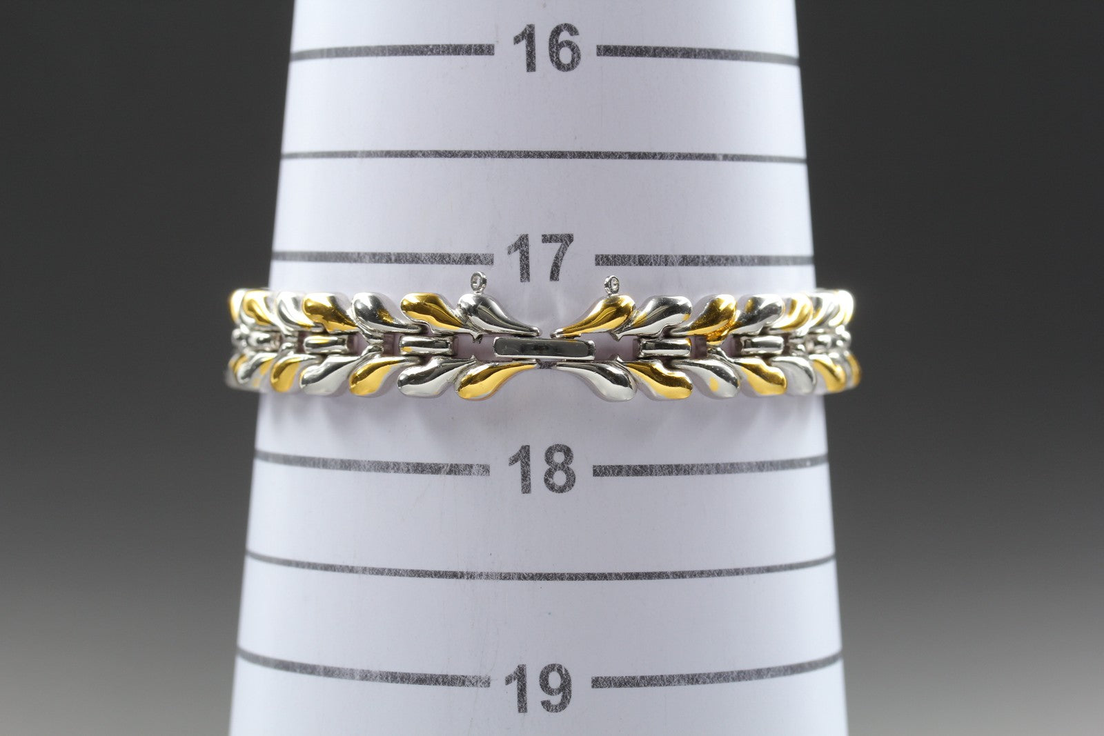 1970 Near MINT OMEGA De Ville 20mm 555.003 Automatic Silver Dial Women's Vintage