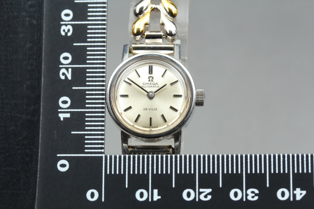 1970 Near MINT OMEGA De Ville 20mm 555.003 Automatic Silver Dial Women's Vintage