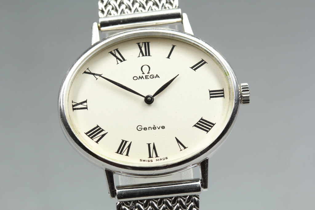 1974 Near MINT OMEGA Geneve 511.417 32mm Manual White Roman Dial Unisex Vintage