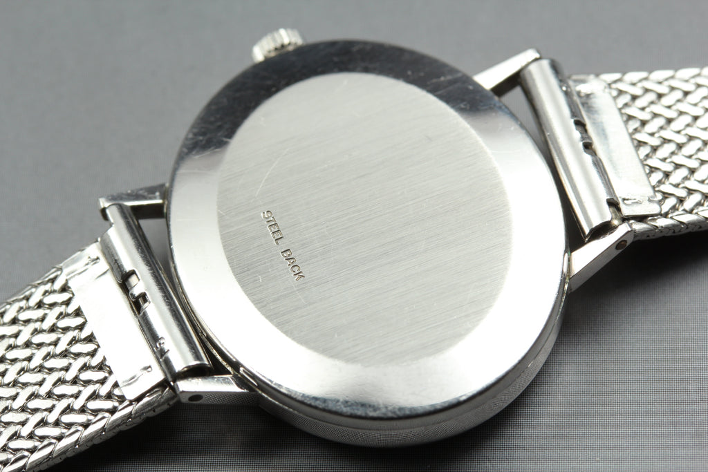 1974 Near MINT OMEGA Geneve 511.417 32mm Manual White Roman Dial Unisex Vintage