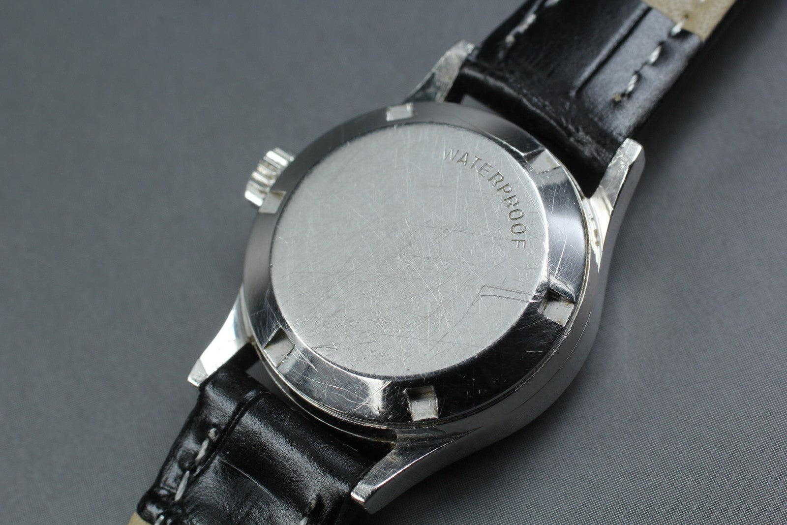 1969 Near MINT OMEGA Geneve 22mm 565.018 Automatic Silver Dial Women's Vintage