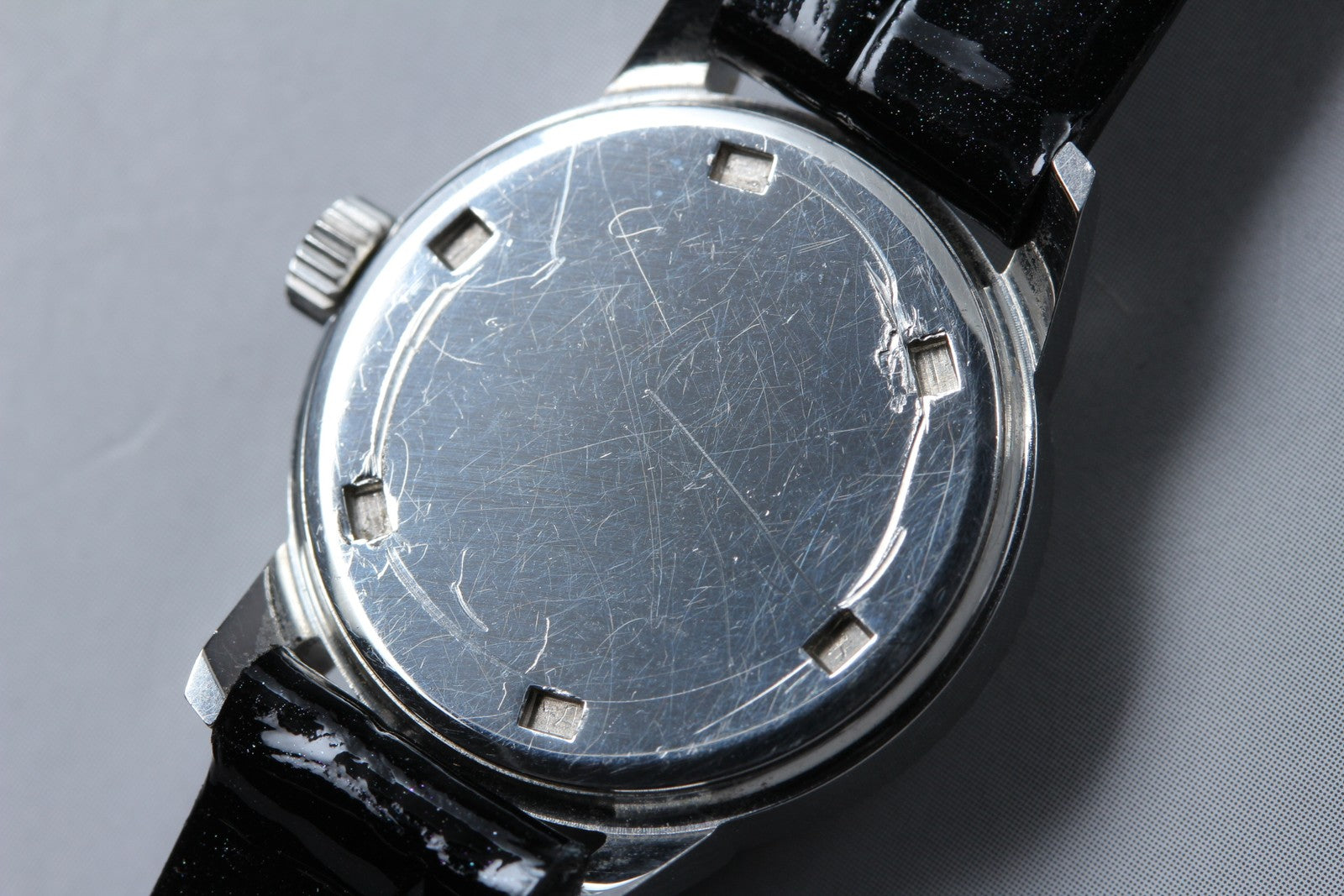 1973 Near MINT OMEGA Geneve 22mm 535.025 Manual Wind Silver Dial Women's Vintage