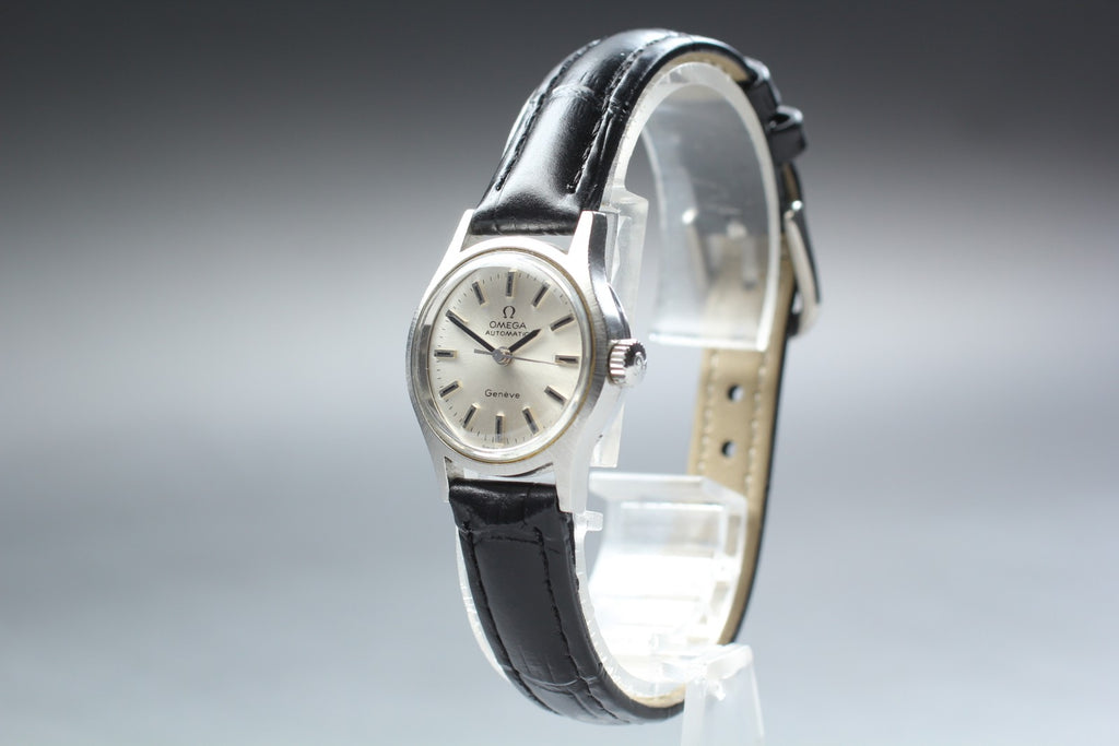 1969 Near MINT OMEGA Geneve 22mm 565.018 Automatic Silver Dial Women's Vintage