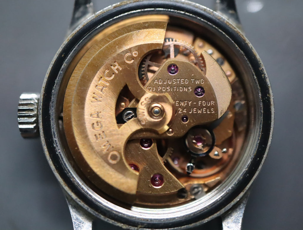 1969 Near MINT OMEGA Geneve 22mm 565.018 Automatic Silver Dial Women's Vintage