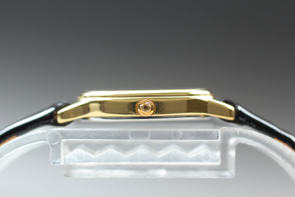 1984 Near MINT OMEGA De Ville 20mm 591.0281 Quartz Gold Dial Women's Vintage