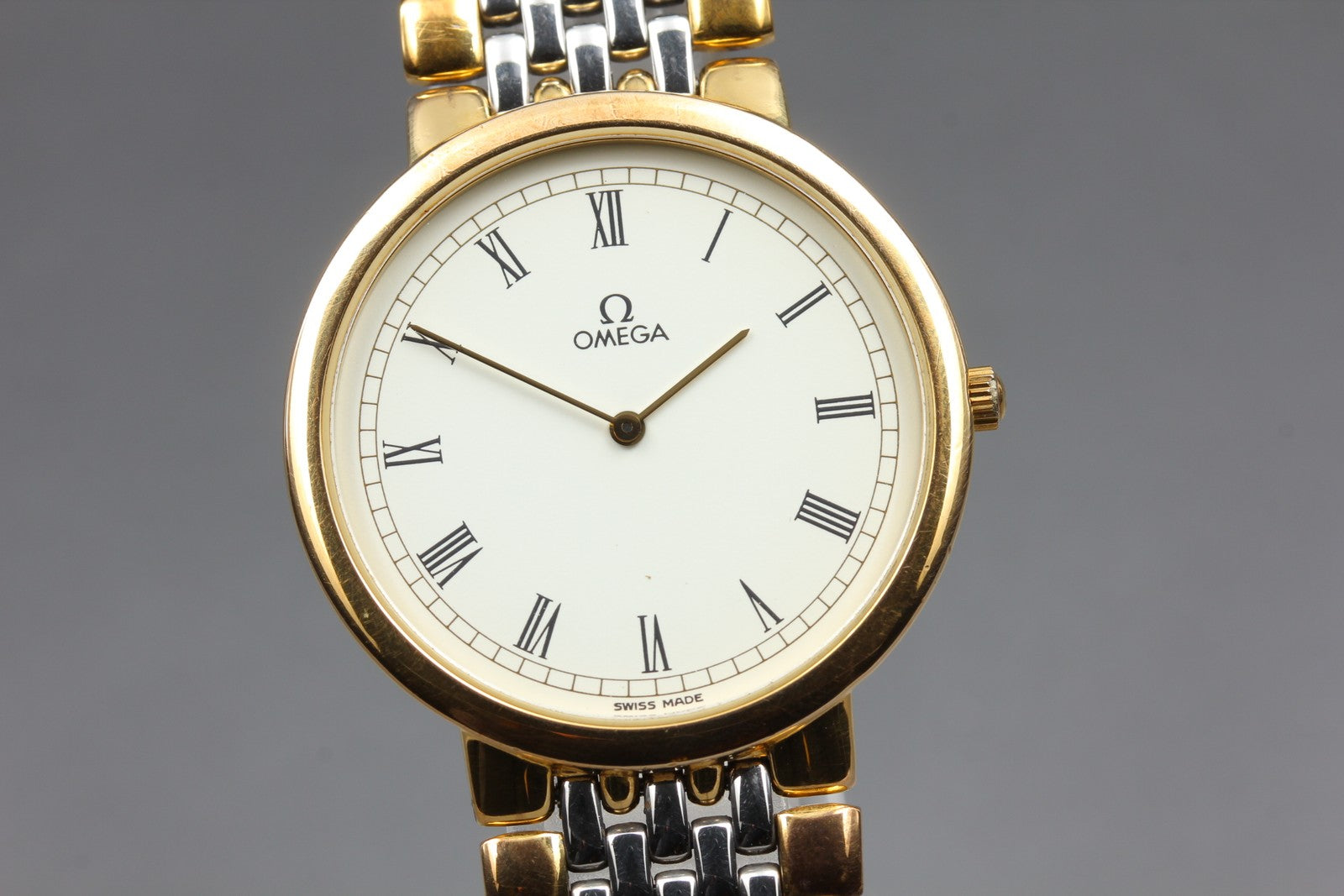 1993 Near MINT OMEGA De Ville 32mm 395.0875.2 Quartz Roman Dial Men's Vintage