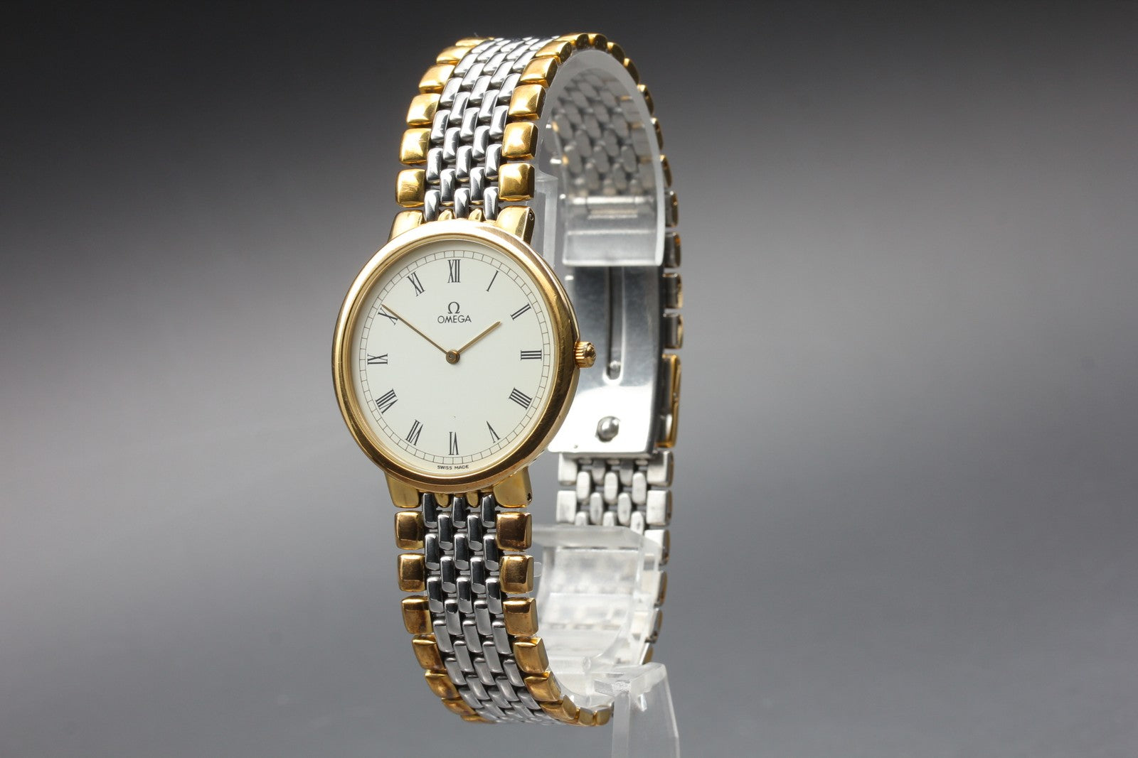 1993 Near MINT OMEGA De Ville 32mm 395.0875.2 Quartz Roman Dial Men's Vintage