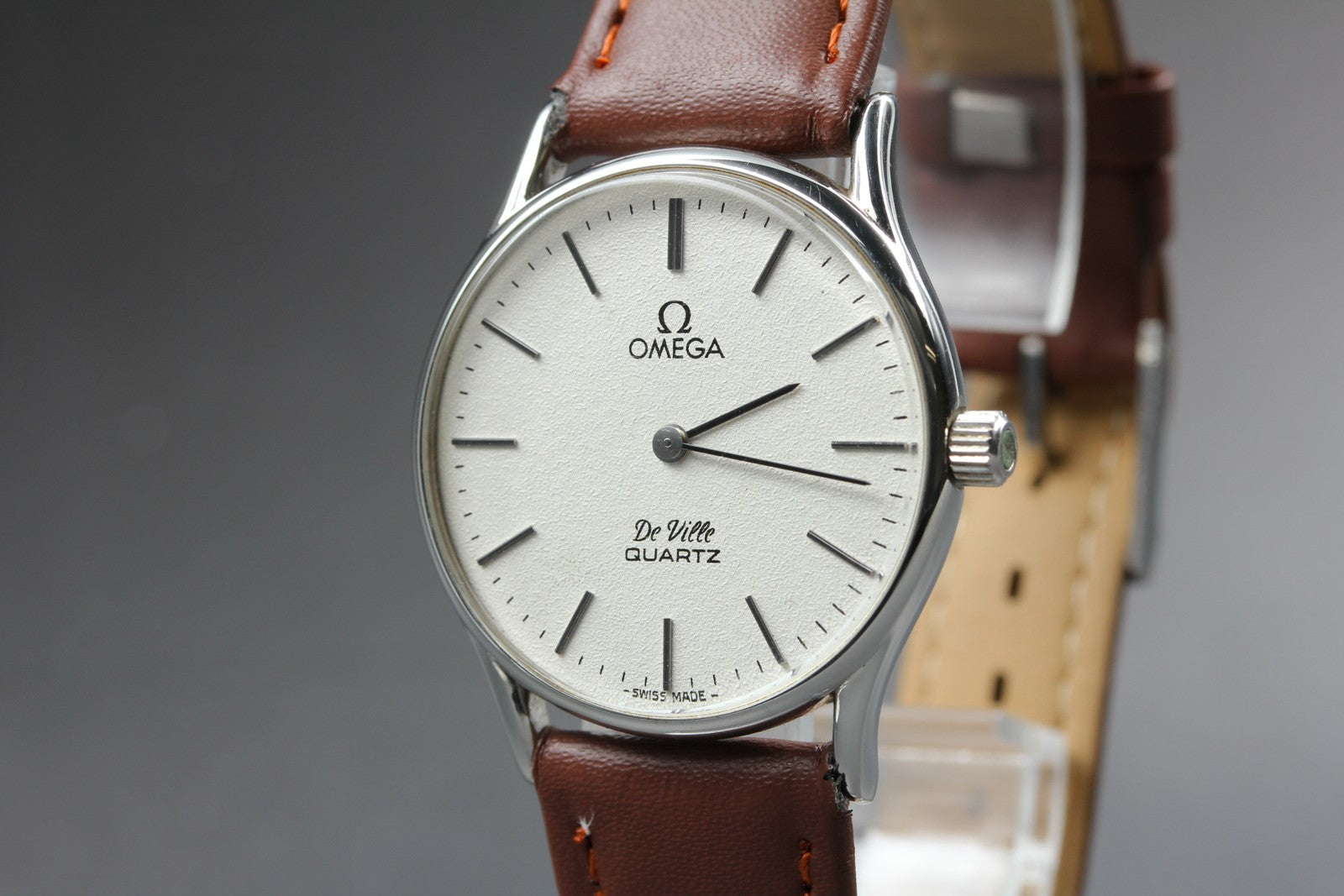 1979 Near MINT OMEGA De Ville 32mm 191.0072 Quartz White Dial Men's Vintage