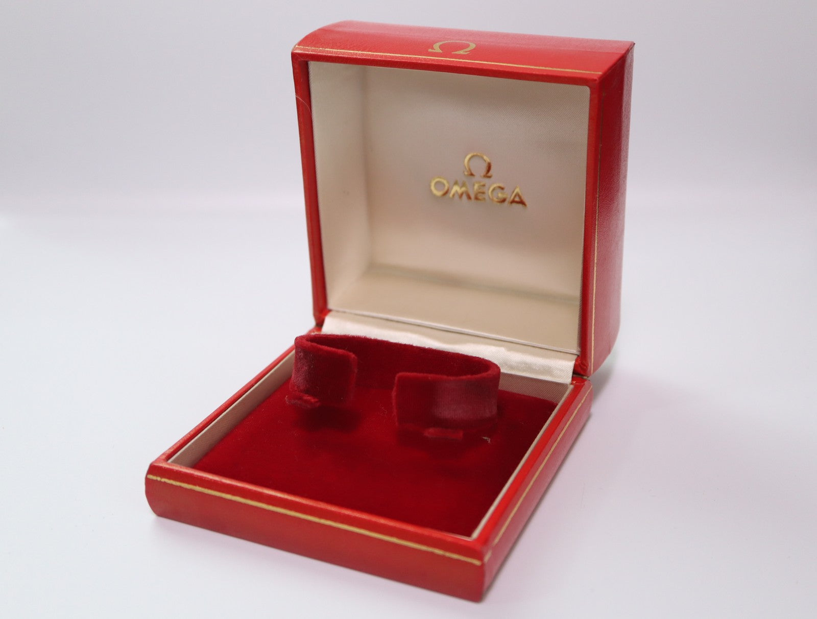 Near MINT OMEGA Vintage Red Watch Box Genuine Case Only From JAPAN #2293