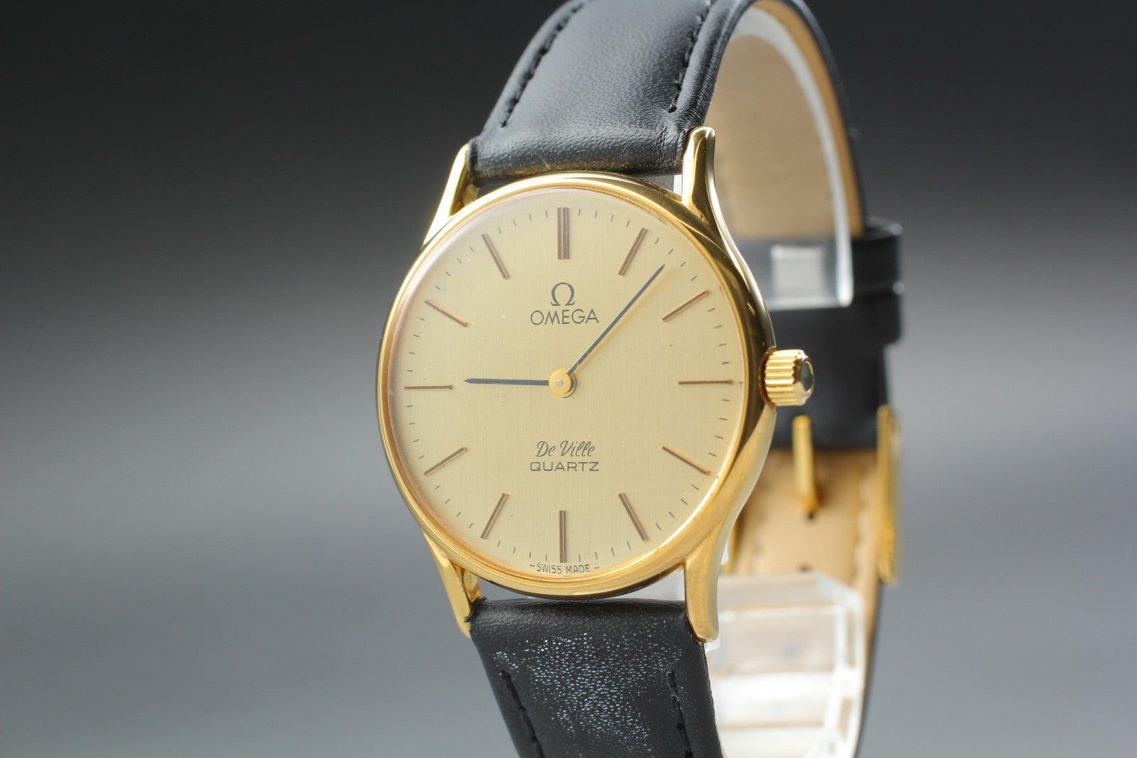 1979 Near MINT OMEGA De Ville 32mm 191.0072 Quartz Gold Dial Men's Watch Vintage