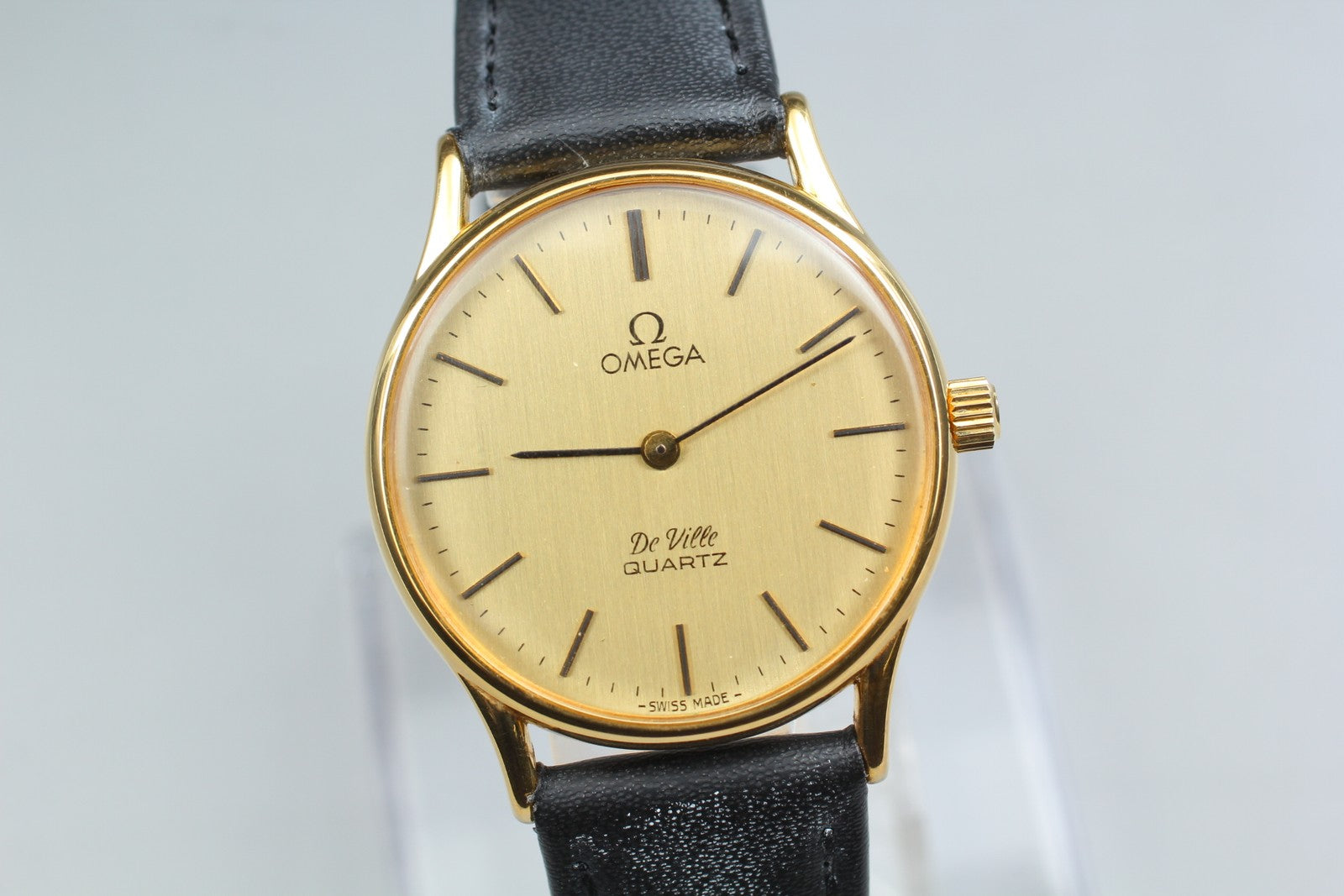 1979 Near MINT OMEGA De Ville 32mm 191.0072 Quartz Gold Dial Men's Watch Vintage