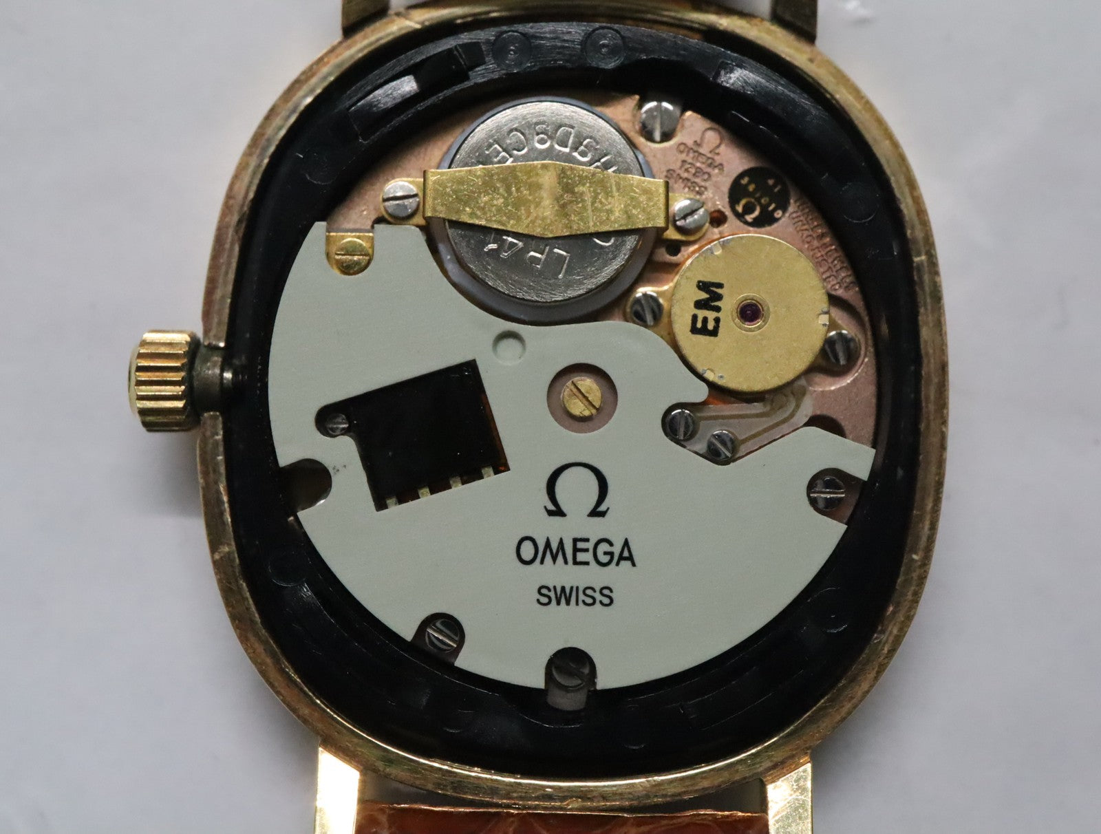 1978 Near MINT OMEGA De Ville 29mm 191.0046 Quartz Gold Dial Men's Watch Vintage