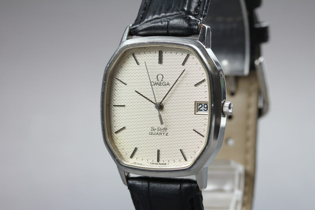 1979 Near MINT OMEGA De Ville 31mm 192.0048 Quartz Silver Dial Men's Vintage