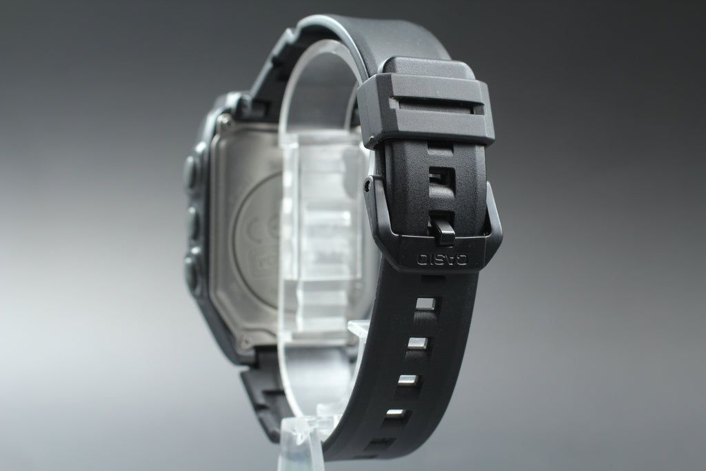 2000s Near MINT CASIO Wrist Camera WQV-2 39mm Quartz Black Gray Men's Vintage
