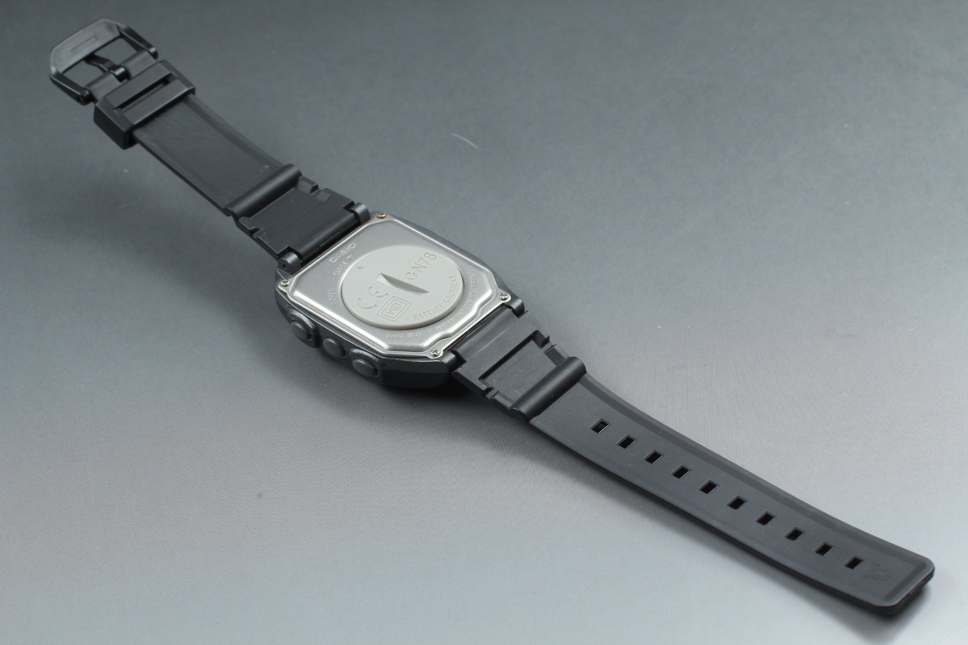 2000s Near MINT CASIO Wrist Camera WQV-2 39mm Quartz Black Gray Men's Vintage