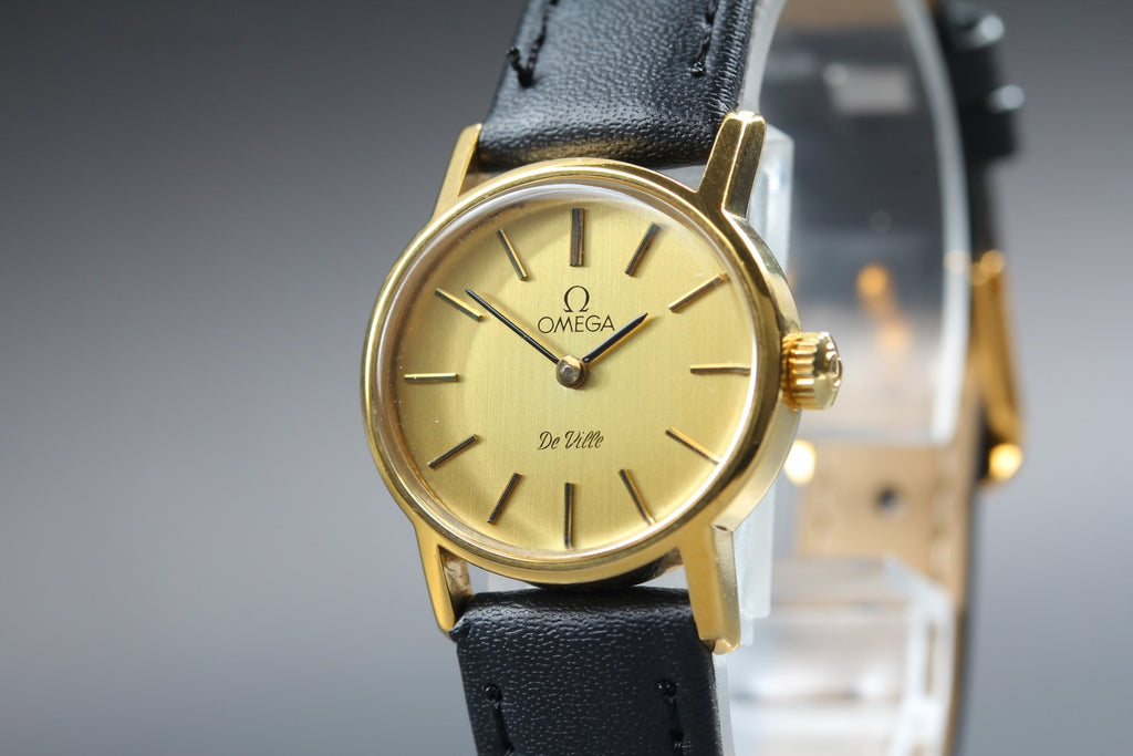1979 Near MINT OMEGA De Ville 24mm 511.0508 Manual Gold Dial Women's Vintage
