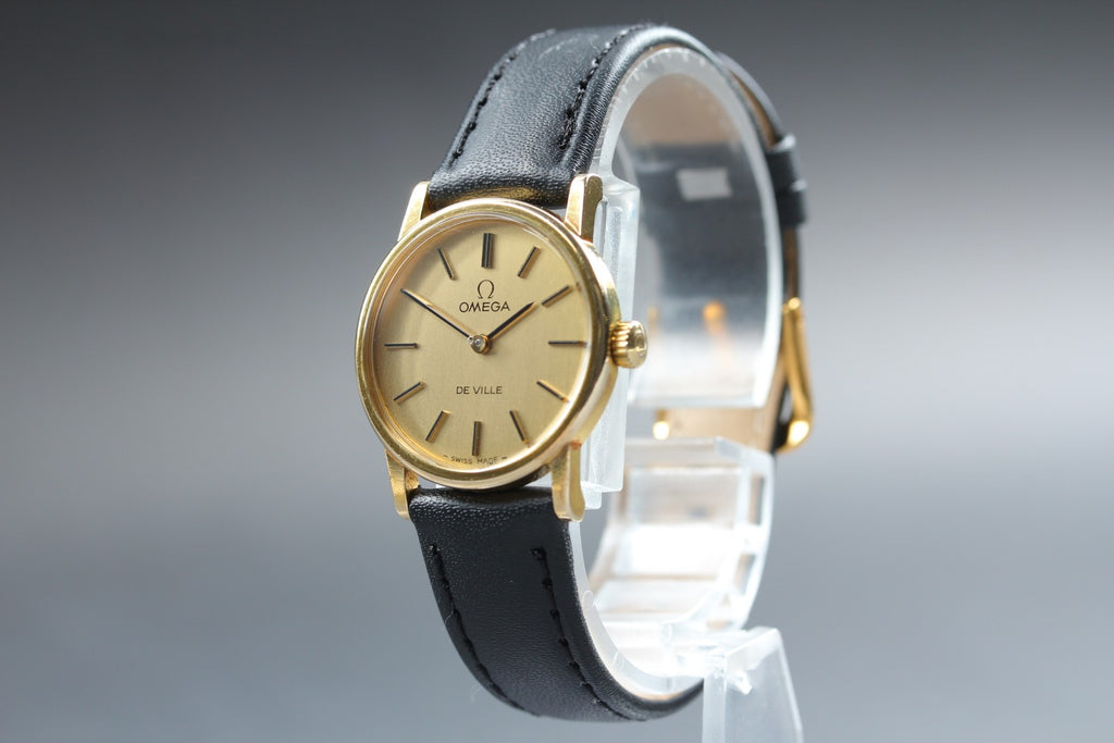 1977 Near MINT OMEGA De Ville 25mm 511.532 Manual Wind Gold Dial Women's Vintage