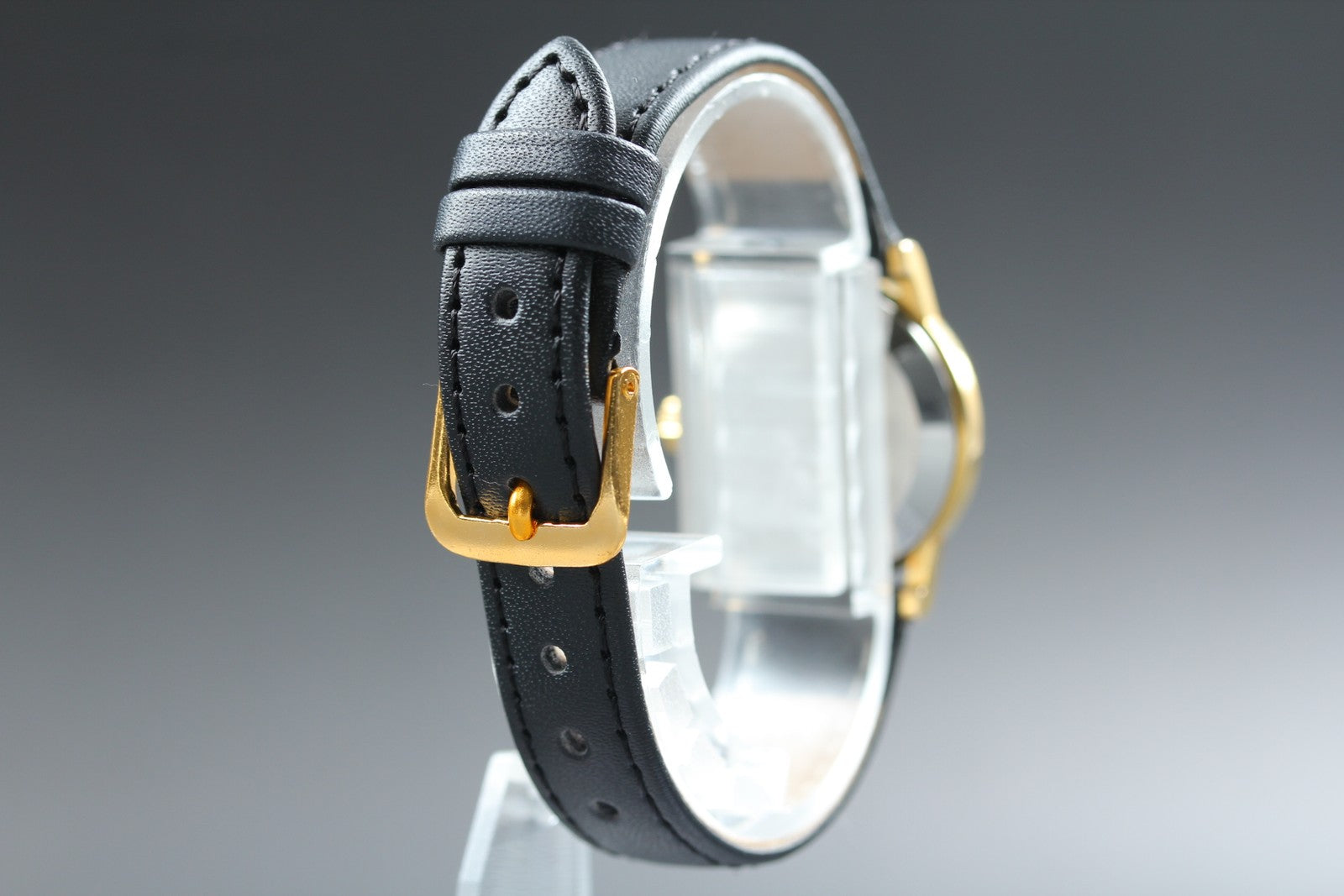 1977 Near MINT OMEGA De Ville 25mm 511.532 Manual Wind Gold Dial Women's Vintage
