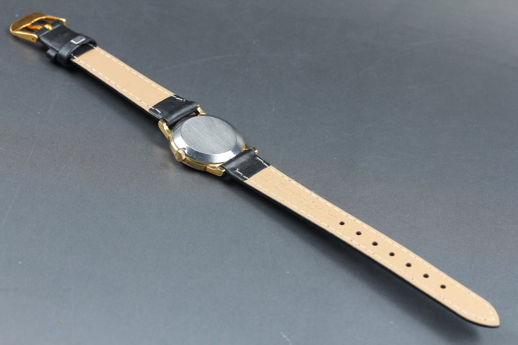 1977 Near MINT OMEGA De Ville 25mm 511.532 Manual Wind Gold Dial Women's Vintage