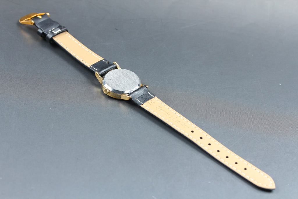 1979 Near MINT OMEGA De Ville 24mm 511.0508 Manual Gold Dial Women's Vintage