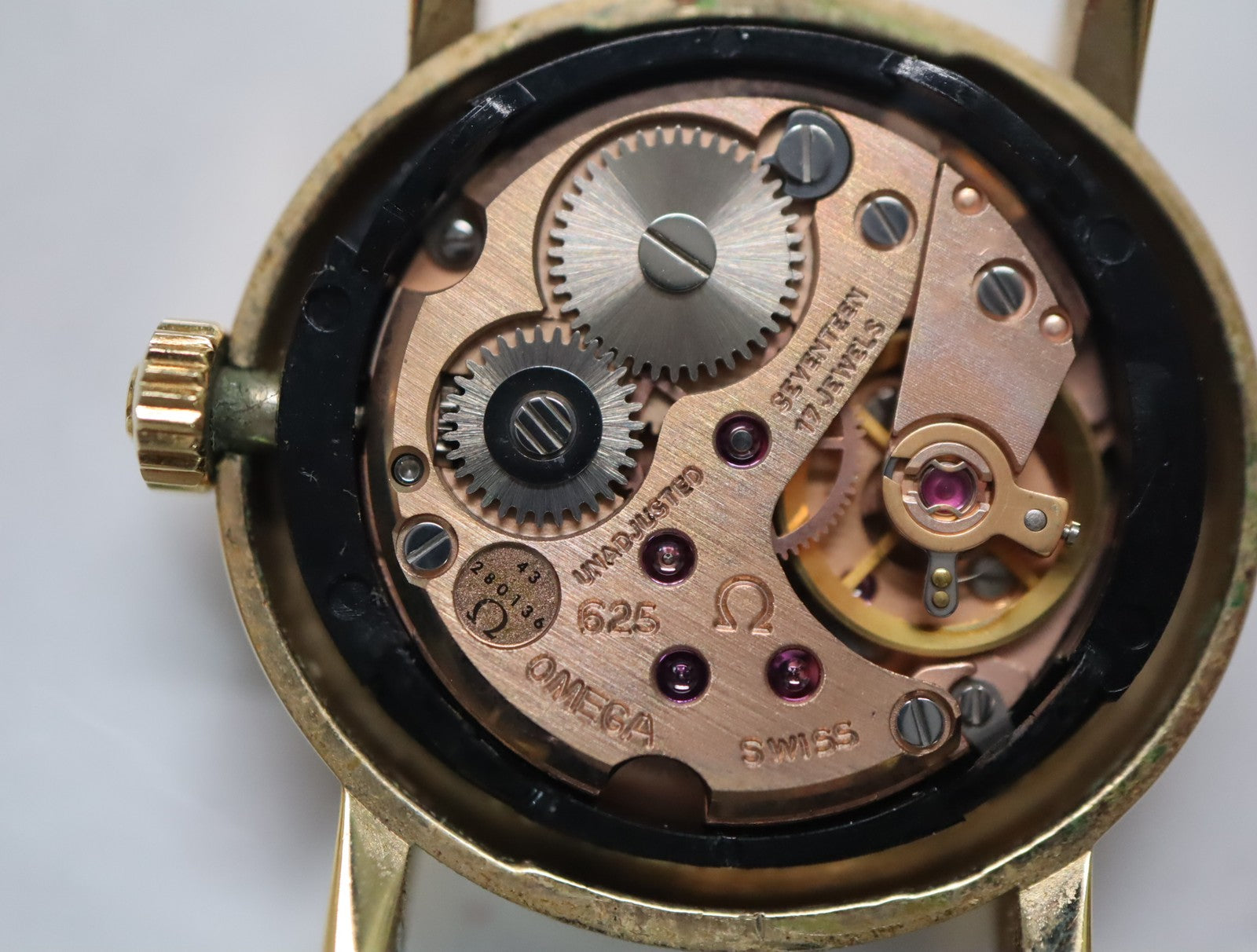1979 Near MINT OMEGA De Ville 24mm 511.0508 Manual Gold Dial Women's Vintage