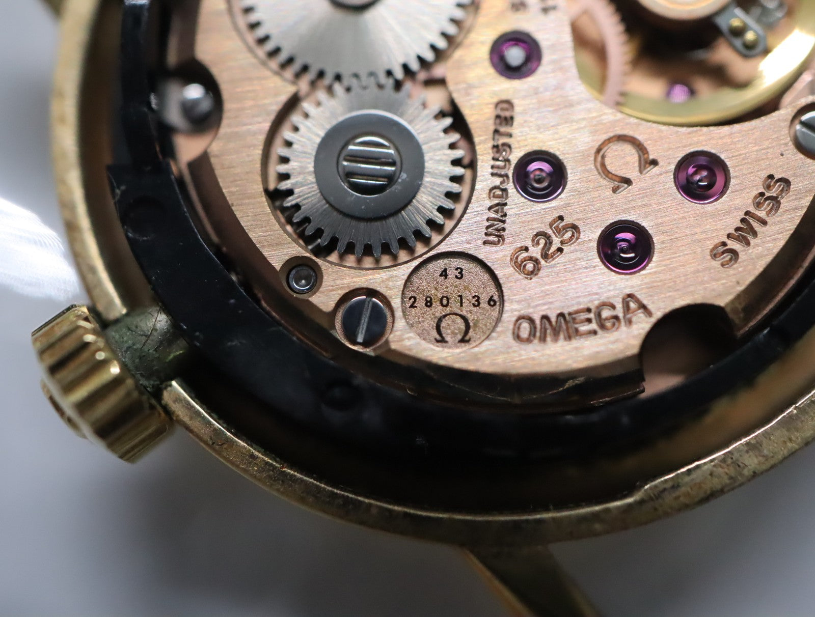 1979 Near MINT OMEGA De Ville 24mm 511.0508 Manual Gold Dial Women's Vintage