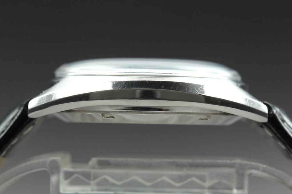 1972 Near MINT OMEGA Constellation f300Hz 35mm 198.765 Quartz Silver Men Vintage