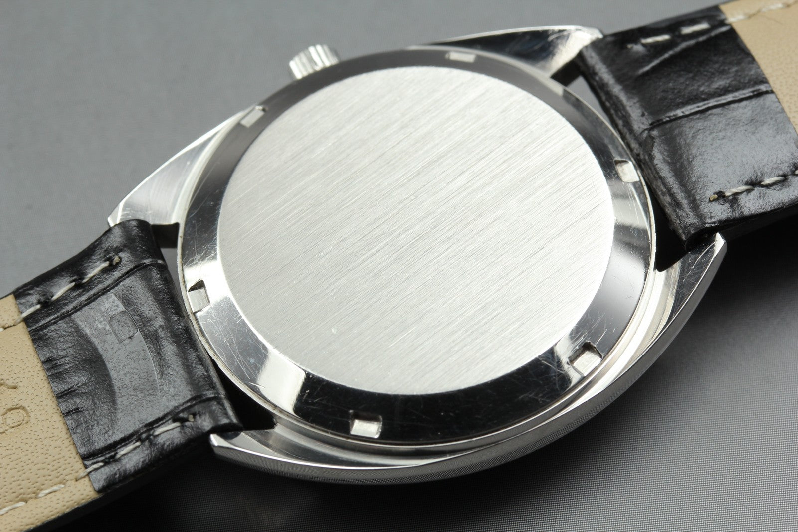 1972 Near MINT OMEGA Constellation f300Hz 35mm 198.765 Quartz Silver Men Vintage