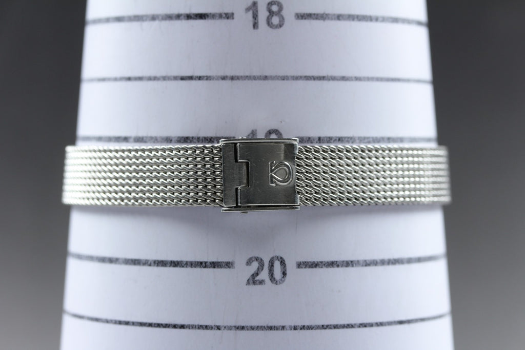 1969 Near MINT OMEGA Geneve 20mm 562.016 Automatic Silver Dial Women's Vintage