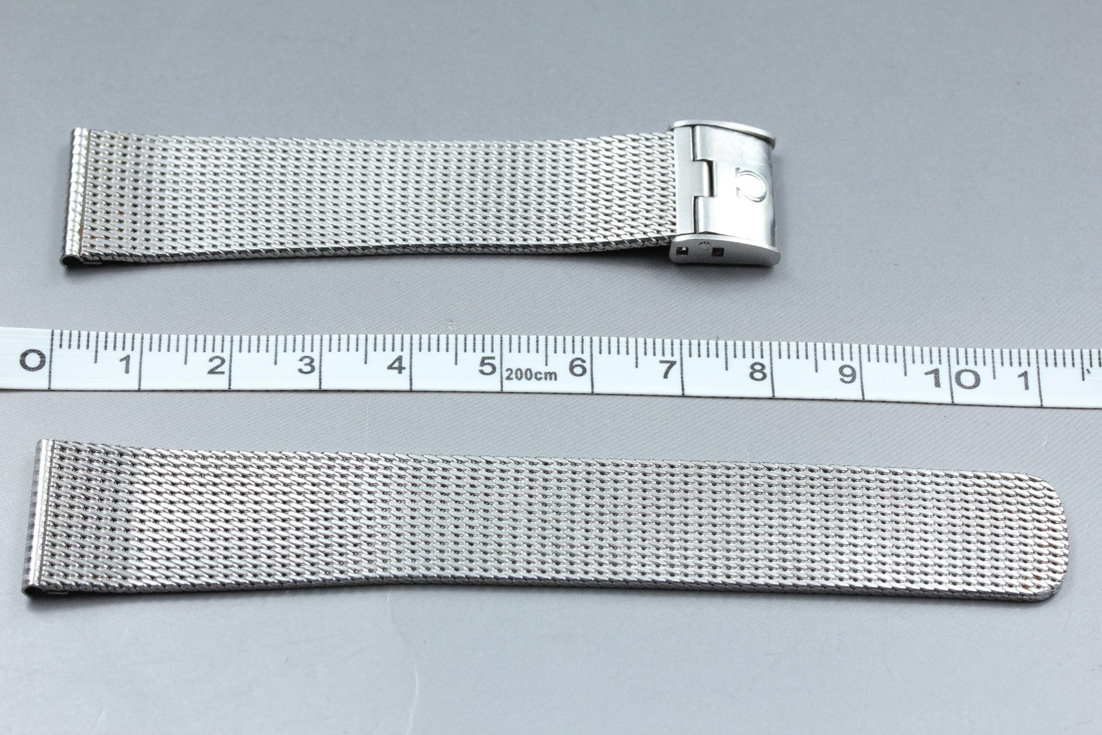 Near MINT OMEGA Milanese/Mesh Band 2039 19mm Stainless Steel Silver Men Vintage