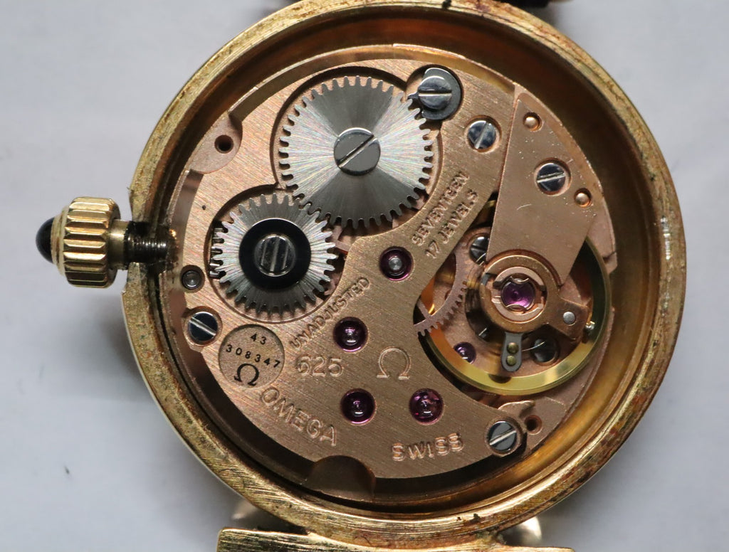 1979 Near MINT OMEGA De Ville 22mm 511.0565 Manual Gold Dial Women's Vintage