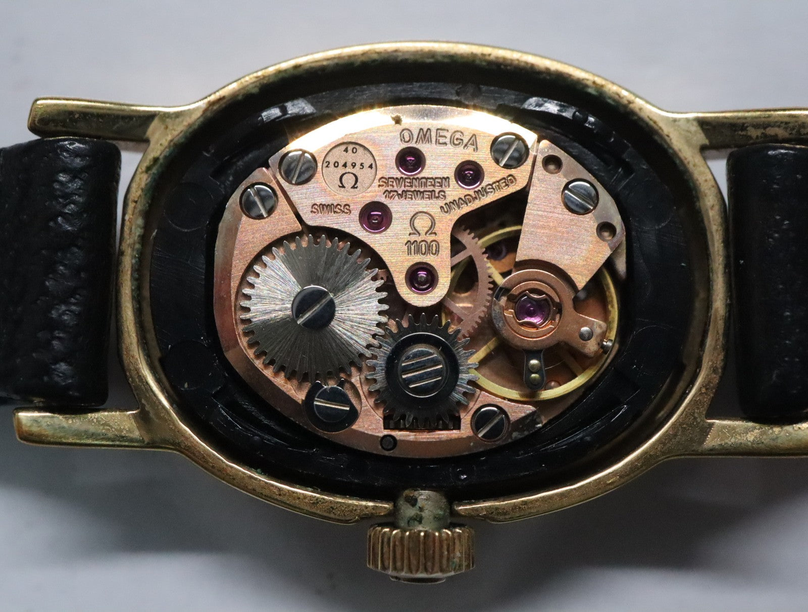 1977 Near MINT/Box OMEGA De Ville 18mm 511.0553 Manual Gold Dial Women's Vintage