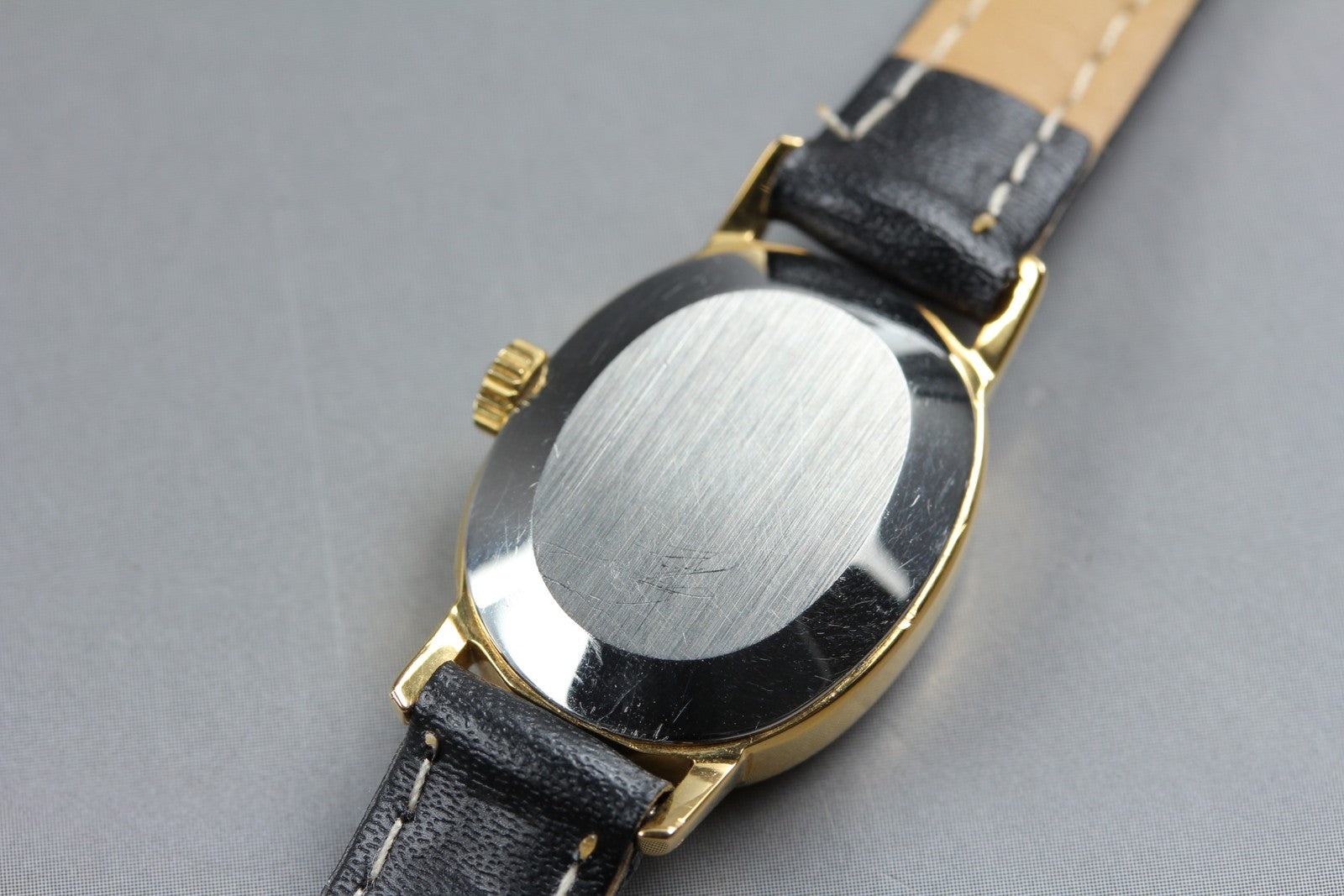 Serviced 1979 Near MINT OMEGA De Ville 18mm 511.0553 Manual Gold Women's Vintage