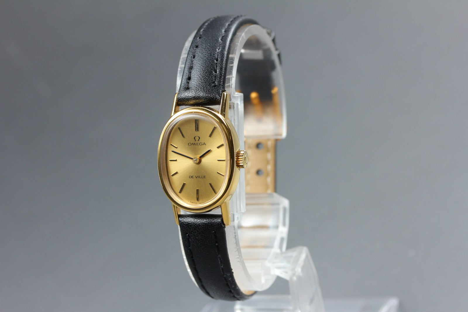 Serviced 1979 Near MINT OMEGA De Ville 18mm 511.0553 Manual Gold Women's Vintage