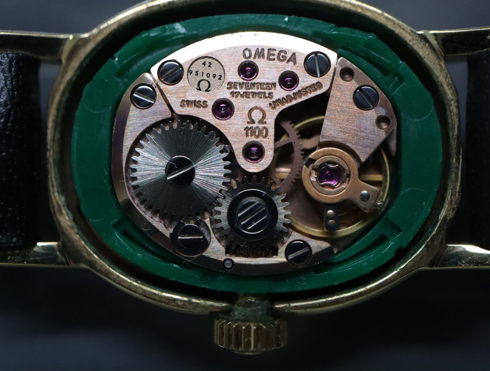 Serviced 1979 Near MINT OMEGA De Ville 18mm 511.0553 Manual Gold Women's Vintage