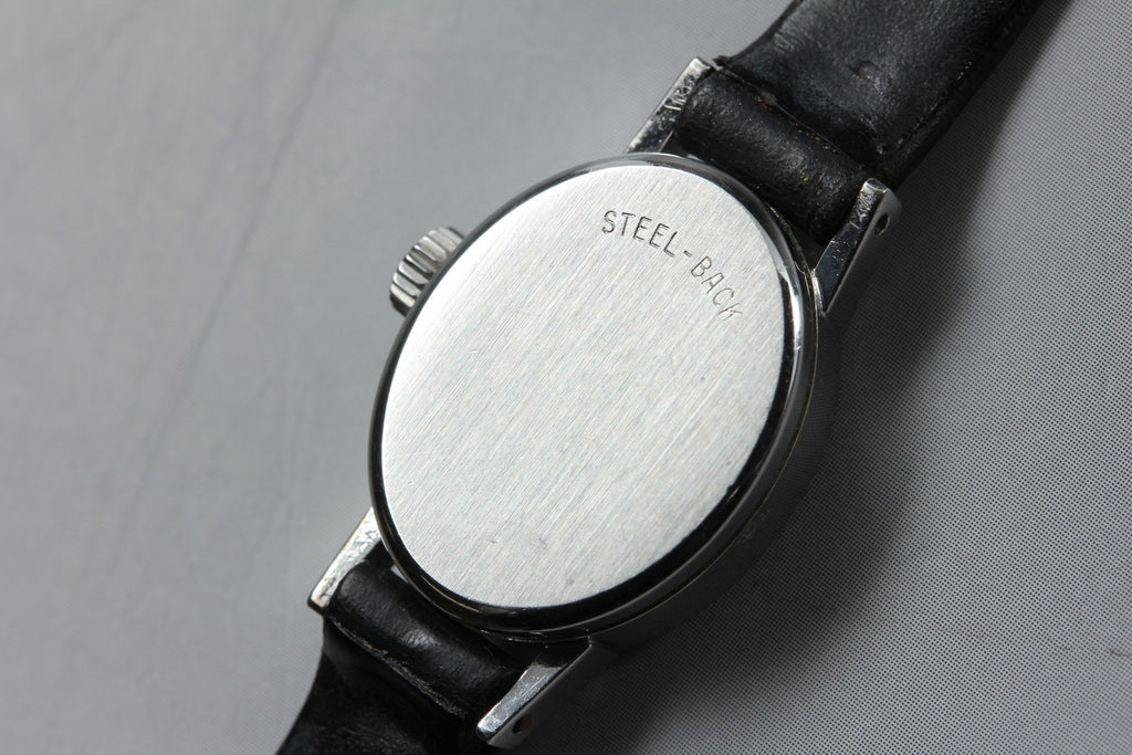 1970 Near MINT OMEGA Geneve 16mm 511.363 Manual Silver Dial Women's Vintage