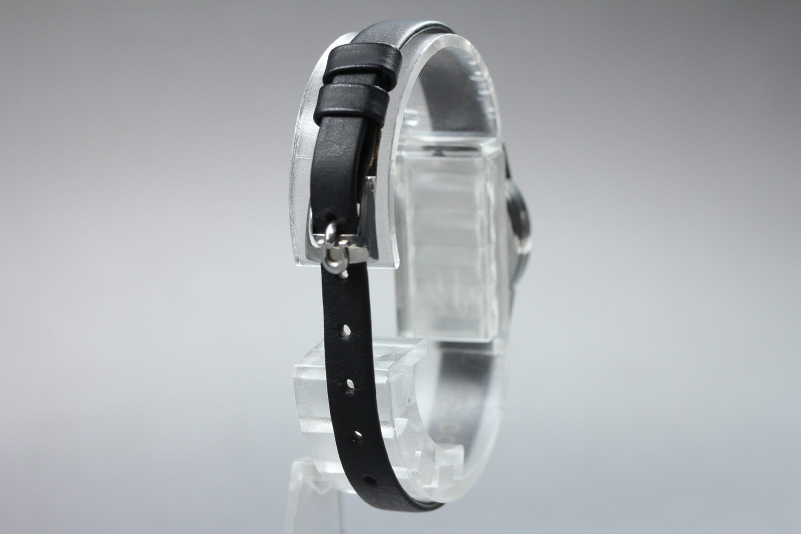 1970 Near MINT OMEGA Geneve 16mm 511.363 Manual Silver Dial Women's Vintage