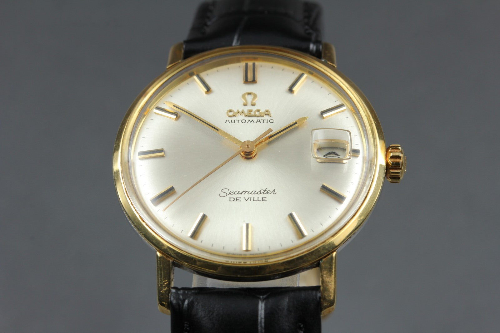 Near MINT OMEGA Seamaster De Ville 34mm Automatic Silver Dial Men's Vintage