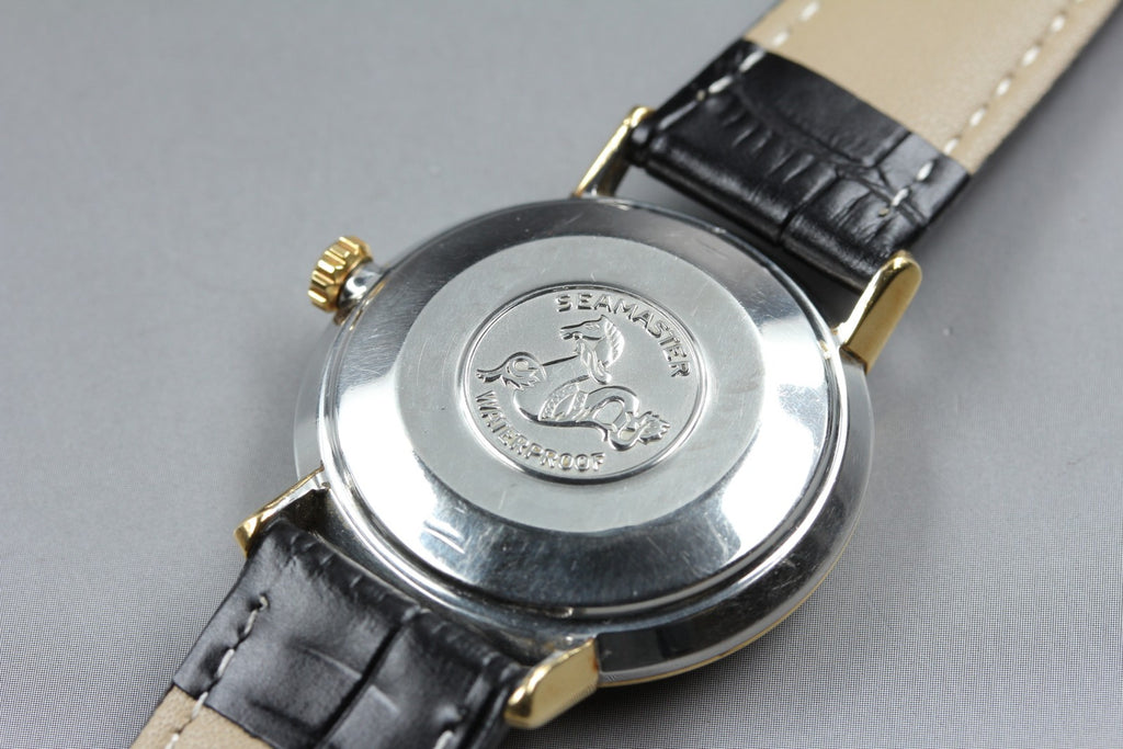 Near MINT OMEGA Seamaster De Ville 34mm Automatic Silver Dial Men's Vintage