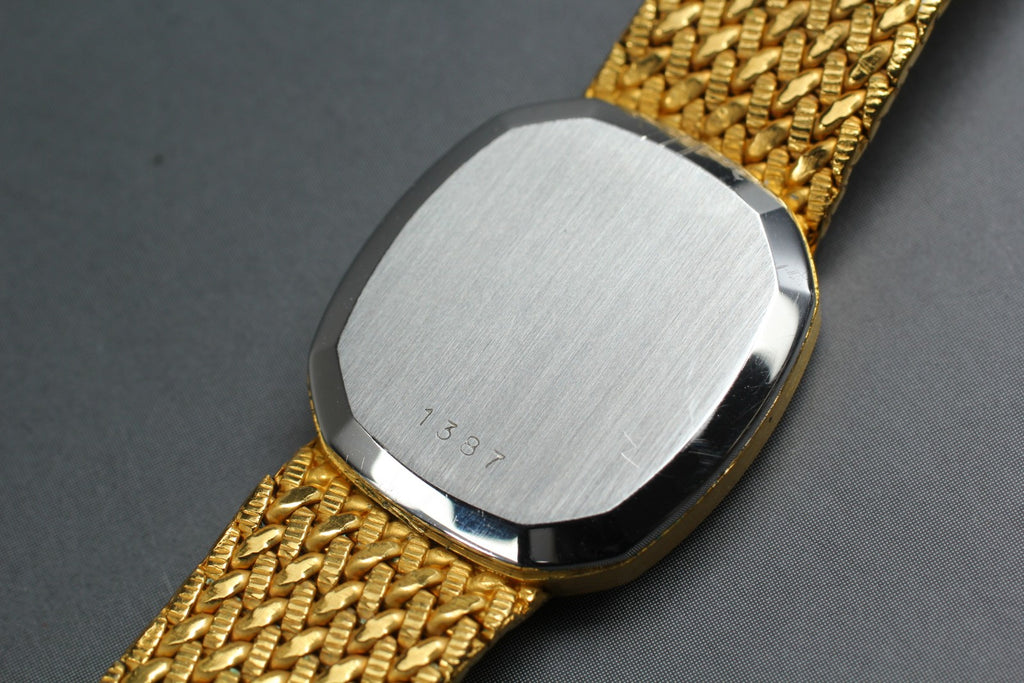 1980 Near MINT OMEGA De Ville 20mm 591.157 Quartz Gold Dial Women's Vintage