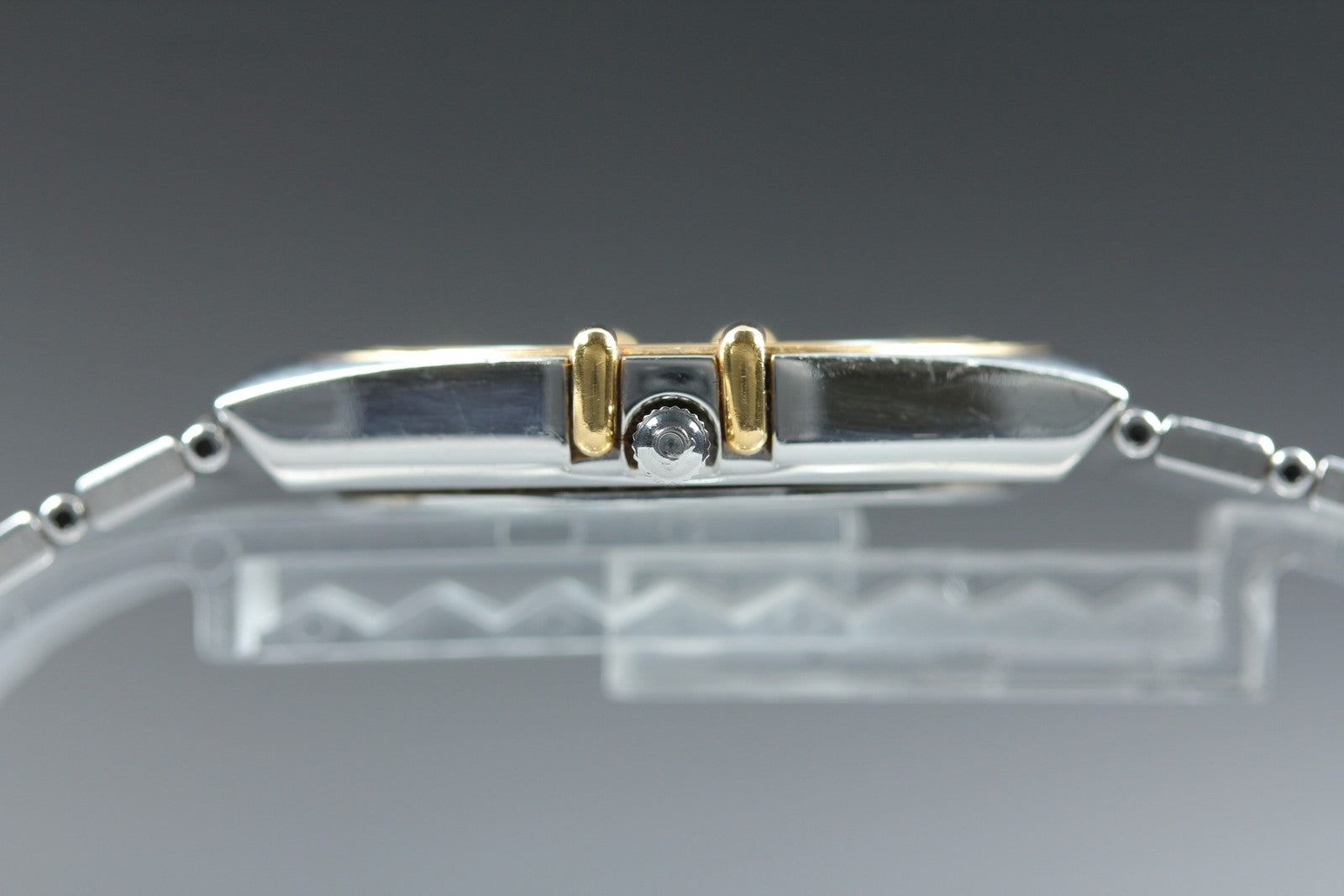1992 Near MINT OMEGA Constellation 32mm 396.1070.1 18k & SS Quartz Men's Vintage