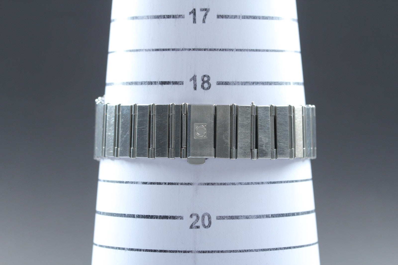 1992 Near MINT OMEGA Constellation 32mm 396.1070.1 18k & SS Quartz Men's Vintage