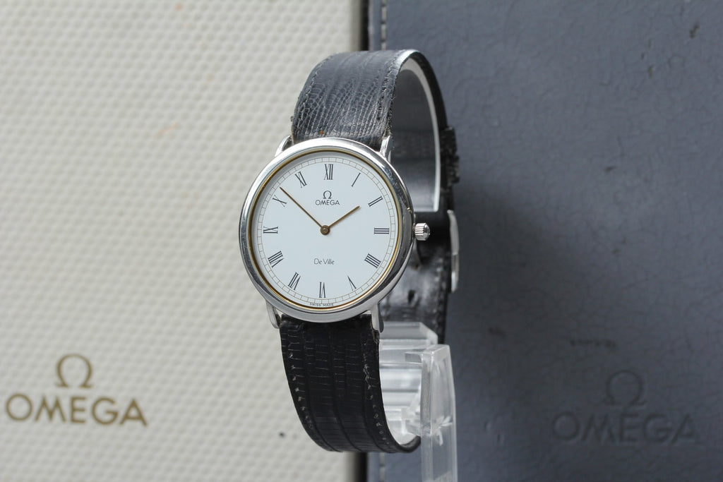 1987 Near MINT OMEGA De Ville 32mm 195.0075 Quartz White Roman Men's Vintage