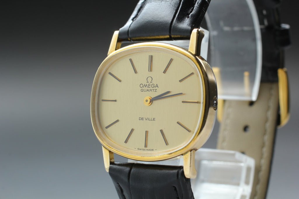 1979 Near MINT OMEGA De Ville 29mm 591.015 Quartz Gold Dial Women's Vintage