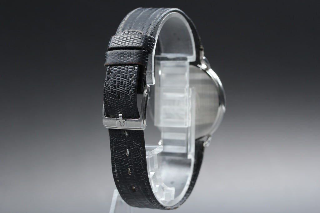 1987 Near MINT OMEGA De Ville 32mm 195.0075 Quartz White Roman Men's Vintage