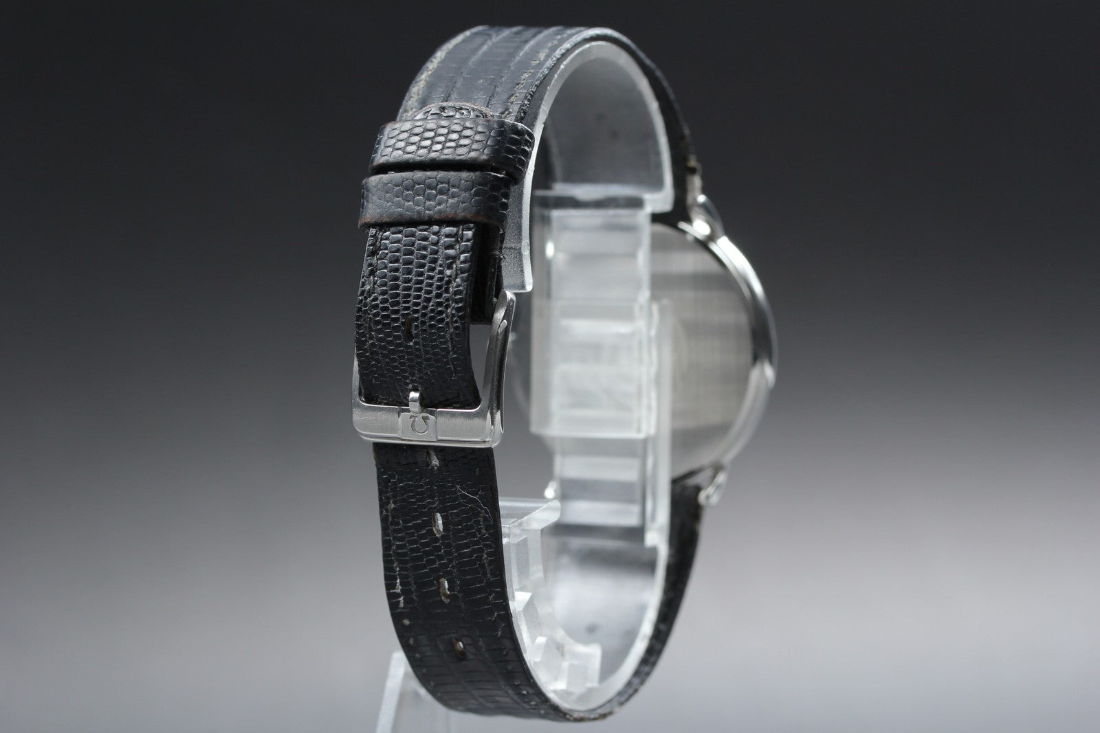 1987 Near MINT OMEGA De Ville 32mm 195.0075 Quartz White Roman Men's Vintage