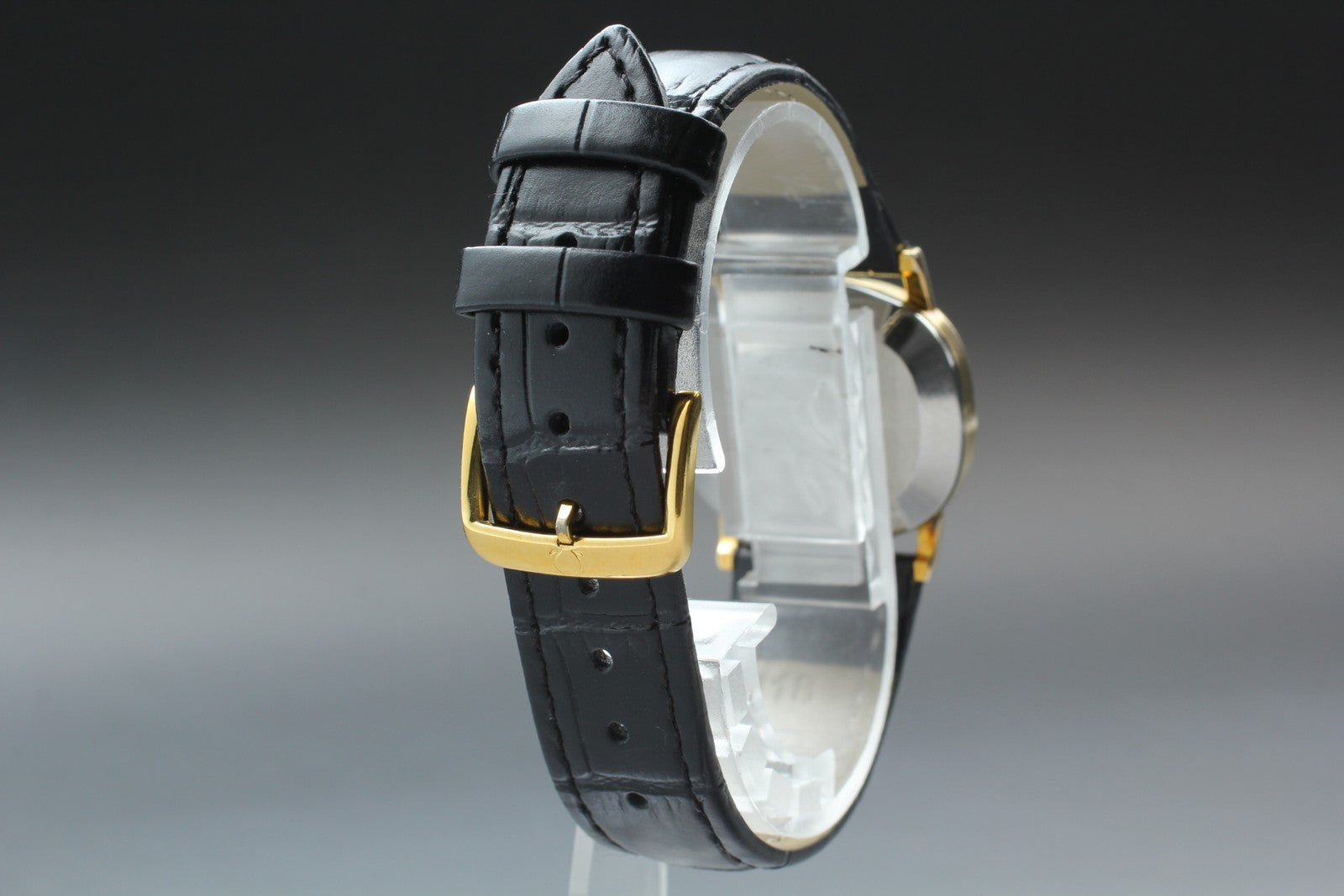 1979 Near MINT OMEGA De Ville 29mm 591.015 Quartz Gold Dial Women's Vintage