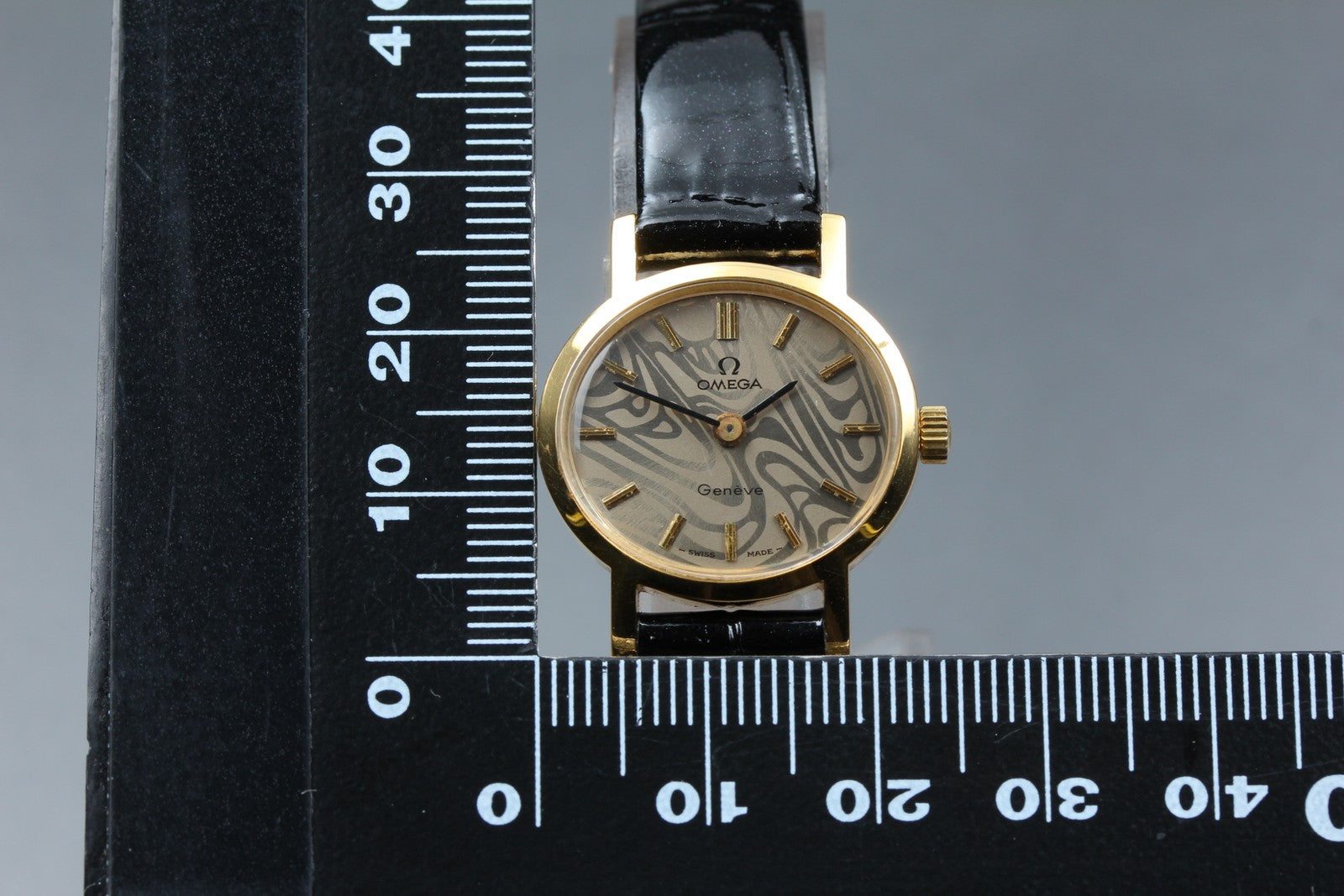 1973 Near MINT/Box Papaer OMEGA Geneve 23mm 511.0412 Manual Marble Dial Women's